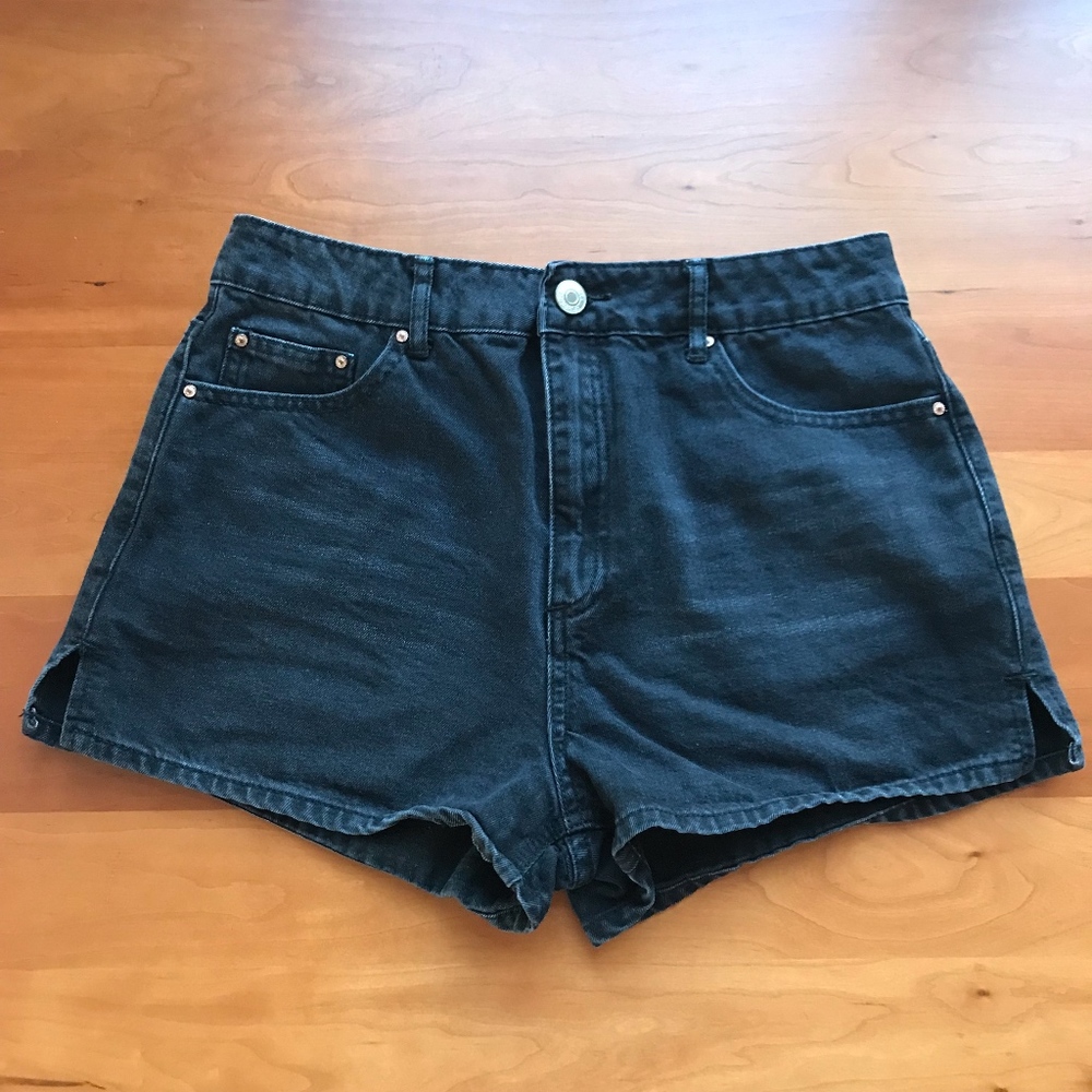 Forever 21 Black Shorts